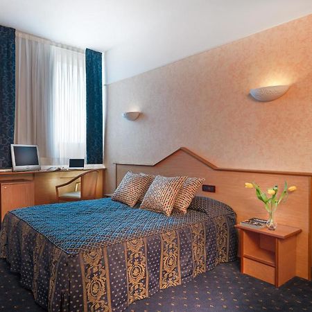 Hotel Le Sorgenti Bolzano Vicentino Camera foto