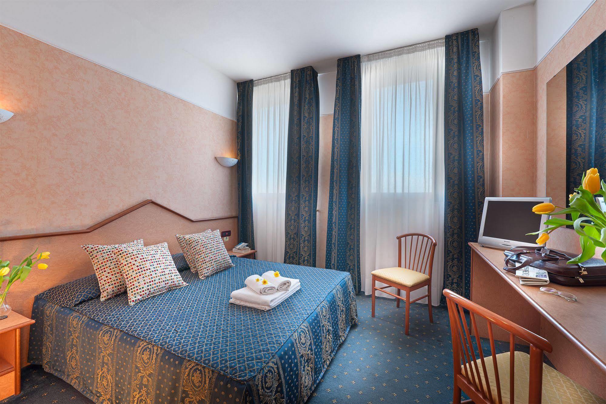 Hotel Le Sorgenti Bolzano Vicentino Esterno foto