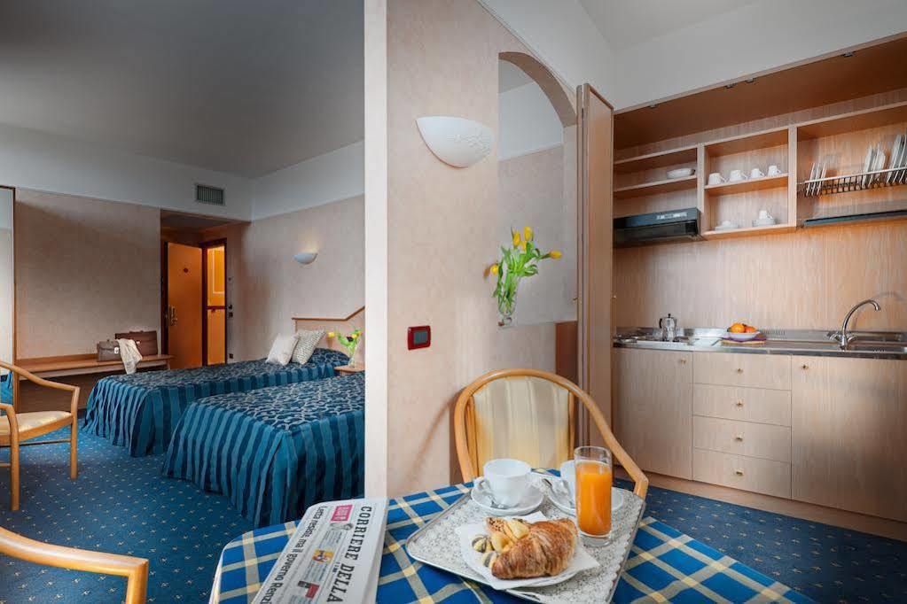 Hotel Le Sorgenti Bolzano Vicentino Esterno foto