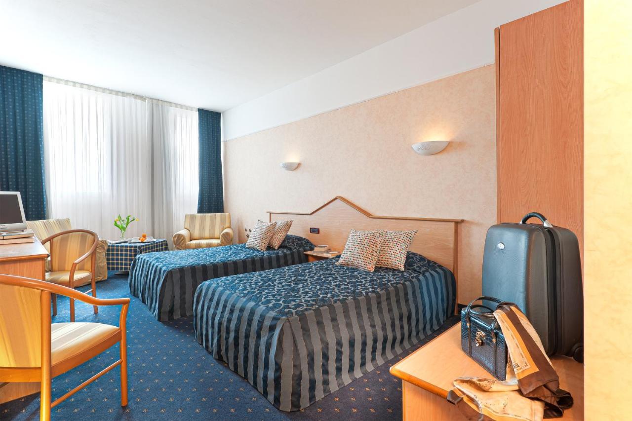 Hotel Le Sorgenti Bolzano Vicentino Camera foto
